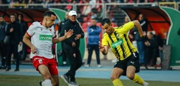 من مباراة مولودية وهران وضيفه اتحاد الحراش في كأس الجزائر