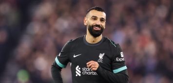 محمد صلاح بقميص فريق ليفربول