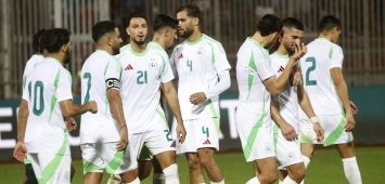 لاعبو منتخب الجزائر لكرة القدم