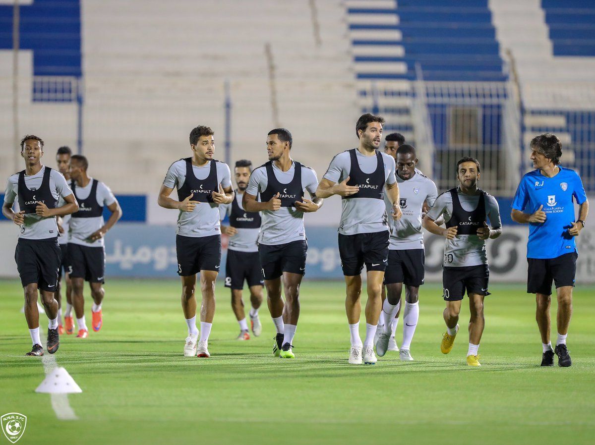 الشباب ضد الهلال .. الإصابات تُقلق الزعيم