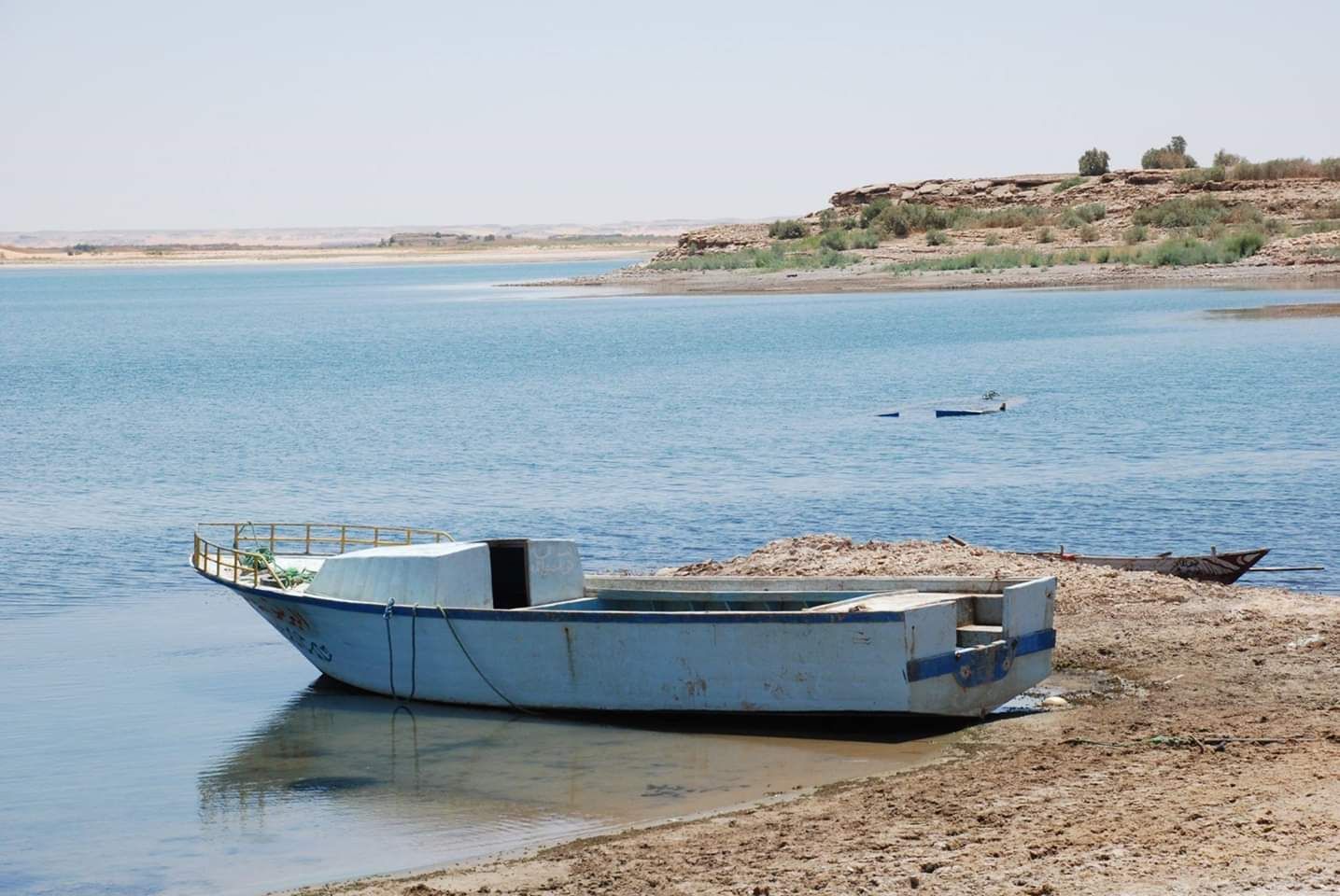 نشاط صيد الأسماك فى البحبرات الصحراوية