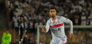 لاعب وسط الزمالك عبدالله السعيد خلال مباراة الفريق أمام الجونة في كأس الرابطة