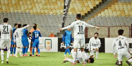 الزمالك
      يطالب
      بإلغاء
      الدوري
      عقب
      مواجهة
      بيراميدز وسموحة - غاية التعليمية