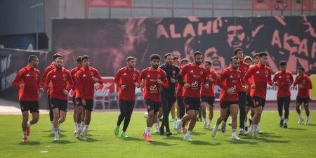 الأهلي
      يستعجل
      الاتحاد
      المصري
      حلّ
      مشكلات
      التحكيم
      قبل
      موقعة
      الزمالك