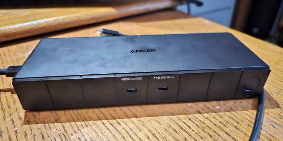 مراجعة
      قاعدة
      شحن
      Anker
      778
      Thunderbolt
      4:
      رائعة،
      ومبالغ
      فيها
      السعر - غاية التعليمية