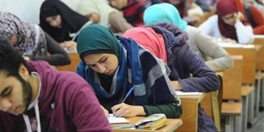 التربية
      والتعليم
      تصدر
      تنبيه
      مهم
      بشأن
      امتحانات
      الترم
      الأول - غاية التعليمية