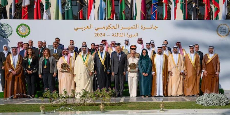 امهيدية
      و"نور
      ورزازات"
      يتوجان
      المغرب
      في
      حفل
      التميز
      الحكومي
      العربي - غاية التعليمية