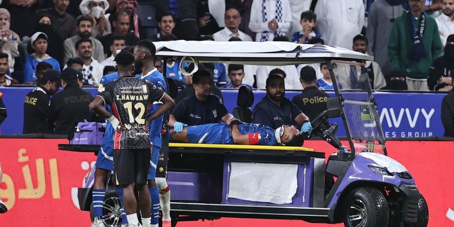 الهلال
      يعلن
      تفاصيل
      إصابة
      سالم
      الدوسري..
      والقائد
      يتحدث
      للمشجعين