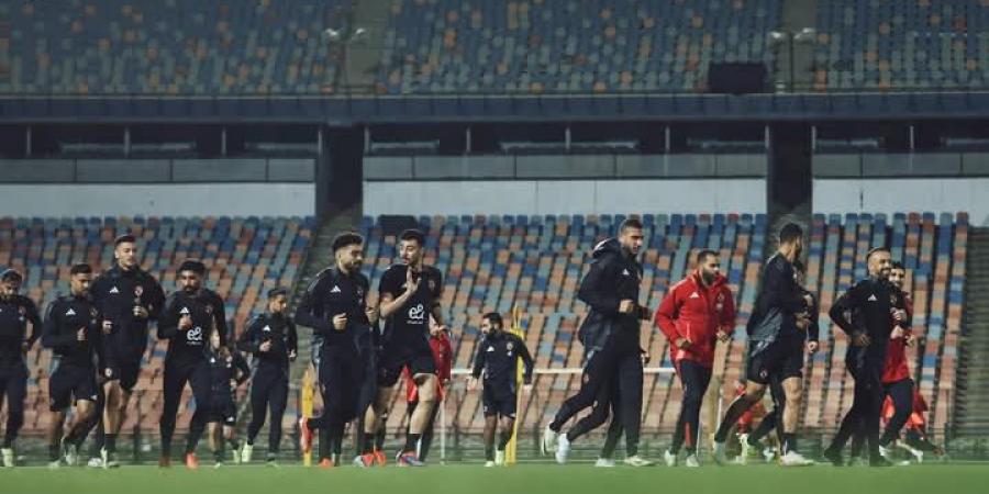 نجم
      الأهلي
      يغيب
      عن
      الملاعب
      3
      اسابيع
      للإصابة - غاية التعليمية