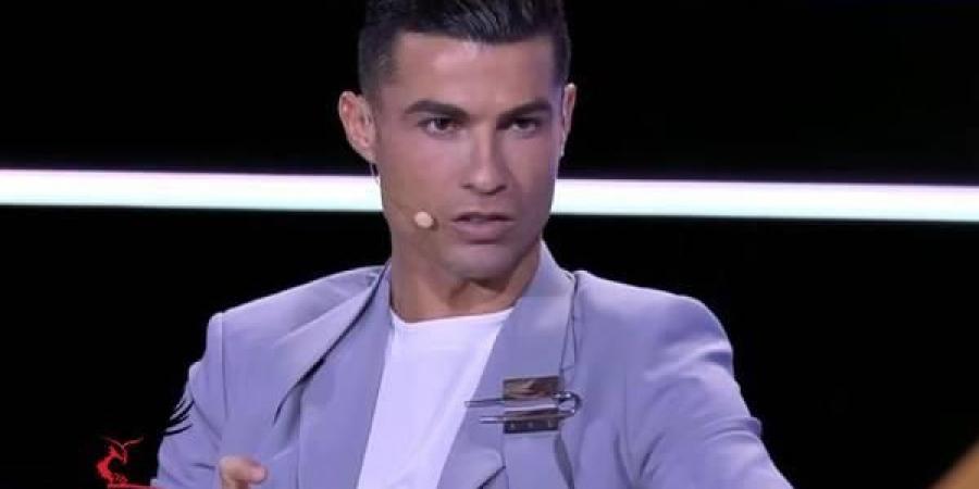 رونالدو:
      إذا
      كنت
      سترهن
      على
      فريق
      في
      دوري
      الأبطال
      راهن
      على
      ريال
      مدريد - غاية التعليمية