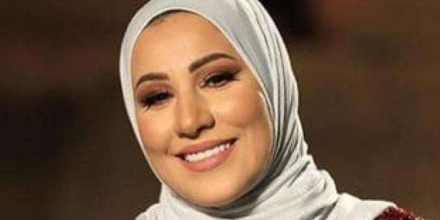 أغنية
      عيد
      الحب..
      نداء
      شرارة
      تتعاون
      مع
      أحمد
      المالكى
      فى
      "هنحب
      تانى" - غاية التعليمية