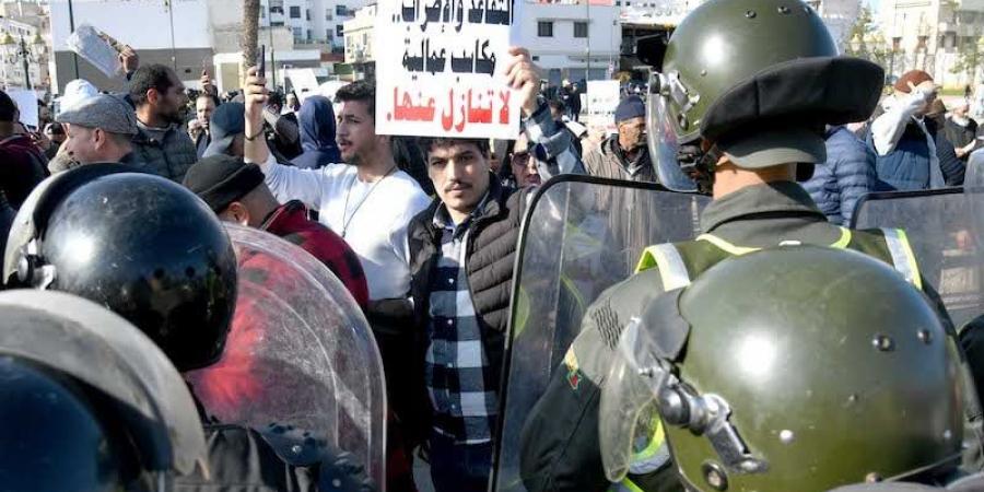 "الجبهة
      المغربية"
      ترفض
      "تهريب"
      نصوص
      قوانين
      إلى
      البرلمان - غاية التعليمية