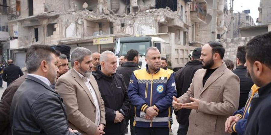 محافظ
      حلب
      يتفقد
      أعمال
      إزالة
      الأنقاض
      في
      المناطق
      المدمرة - غاية التعليمية