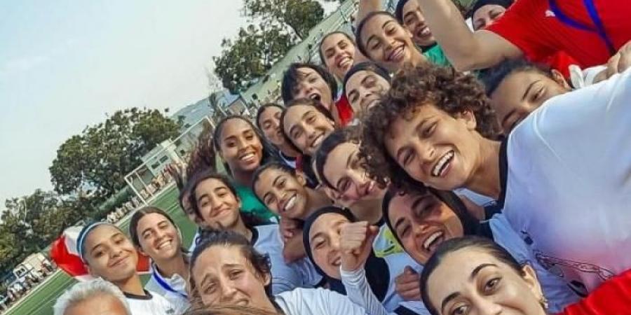 بعثة
      منتخب
      الكرة
      النسائية
      تستعد
      لمغادرة
      كيجالي
      عقب
      الفوز
      على
      رواندااليوم
      السبت،
      22
      فبراير
      2025
      03:51
      مـ
       
      منذ
      38
      دقيقة - غاية التعليمية