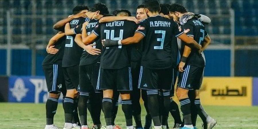 بيراميدز
      يوجه
      ضربة
      موجعة
      إلى
      الأهلي
      والزمالك..
      ابن
      التتش
      يكشف - غاية التعليمية