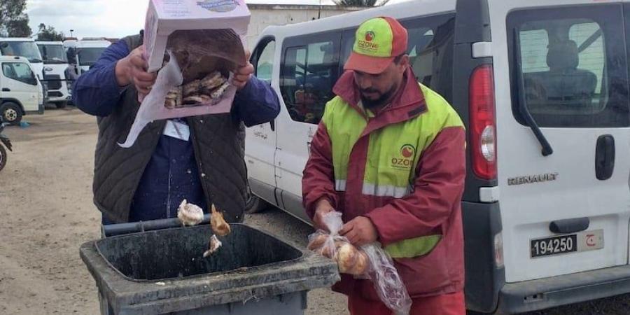 حجز
      مواد
      فاسدة
      بالقصر
      الكبير - غاية التعليمية