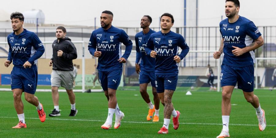 دفاع
      جديد..
      تشكيلة
      الهلال
      أمام
      الفيحاء
      في
      الدوري
      السعودي