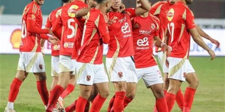 نجم
      الأهلي
      يحذر
      من
      ثنائي
      الأحمر:
      وجودهما
      مصلحة
      للزمالك - غاية التعليمية