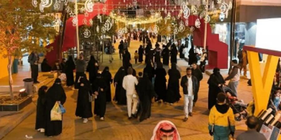 مهرجان
      "وسط
      البلد"
      بحائل
      يستقبل
      آلاف
      الزوار
      بأجواء
      رمضانية
      شعبية
      مضيئة - غاية التعليمية