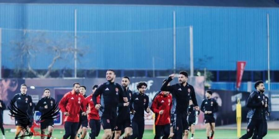 الأهلي
      مستمر
      في
      معسكره
      المغلق
      بعد
      إلغاء
      مباراة
      الزمالك - غاية التعليمية