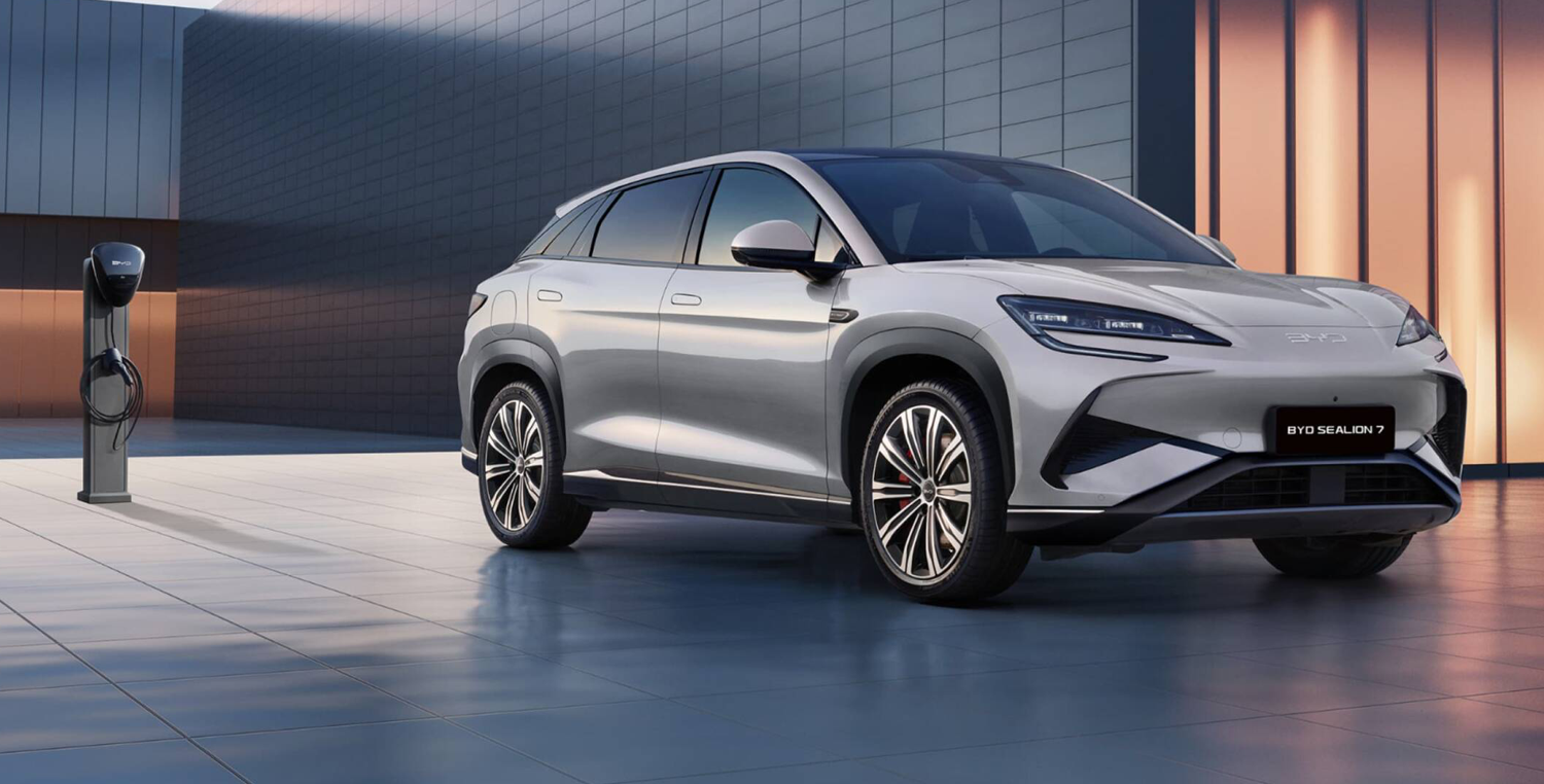 ابتكار منصة BYD يتيح شحن 400 كم خلال 5 دقائق في 2025