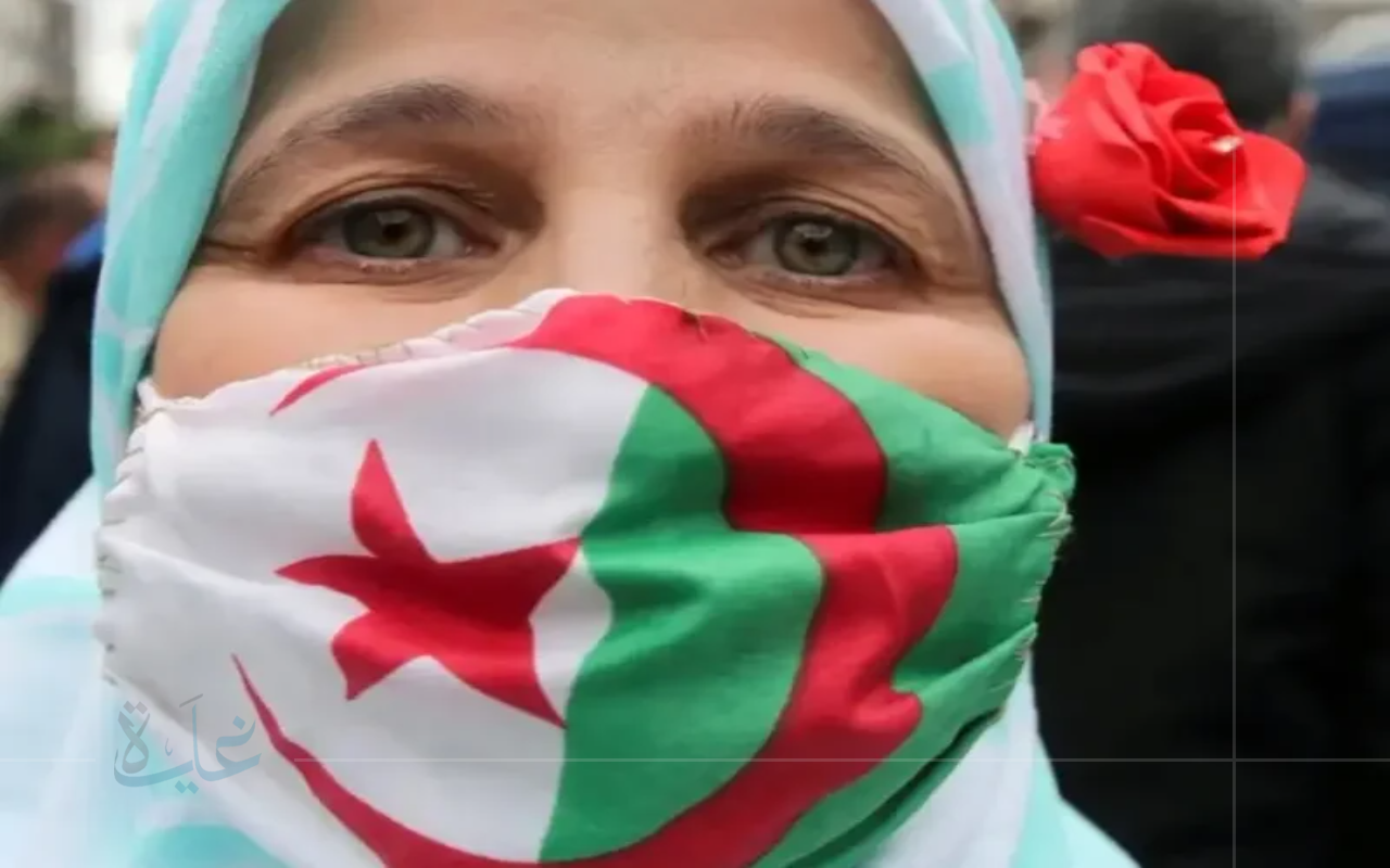 حــــالاً أونلاين.. اغتنمي فرصة التسجيل في منحة المرأة الماكثة بالبيت بالجزائر لعام 2025