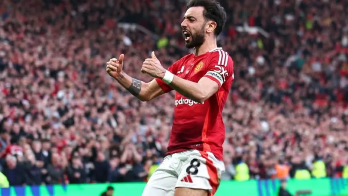 برونو فيرنانديز يربك حسابات النصر.. رونالدو ينتظر قرار مواطنه في 2025