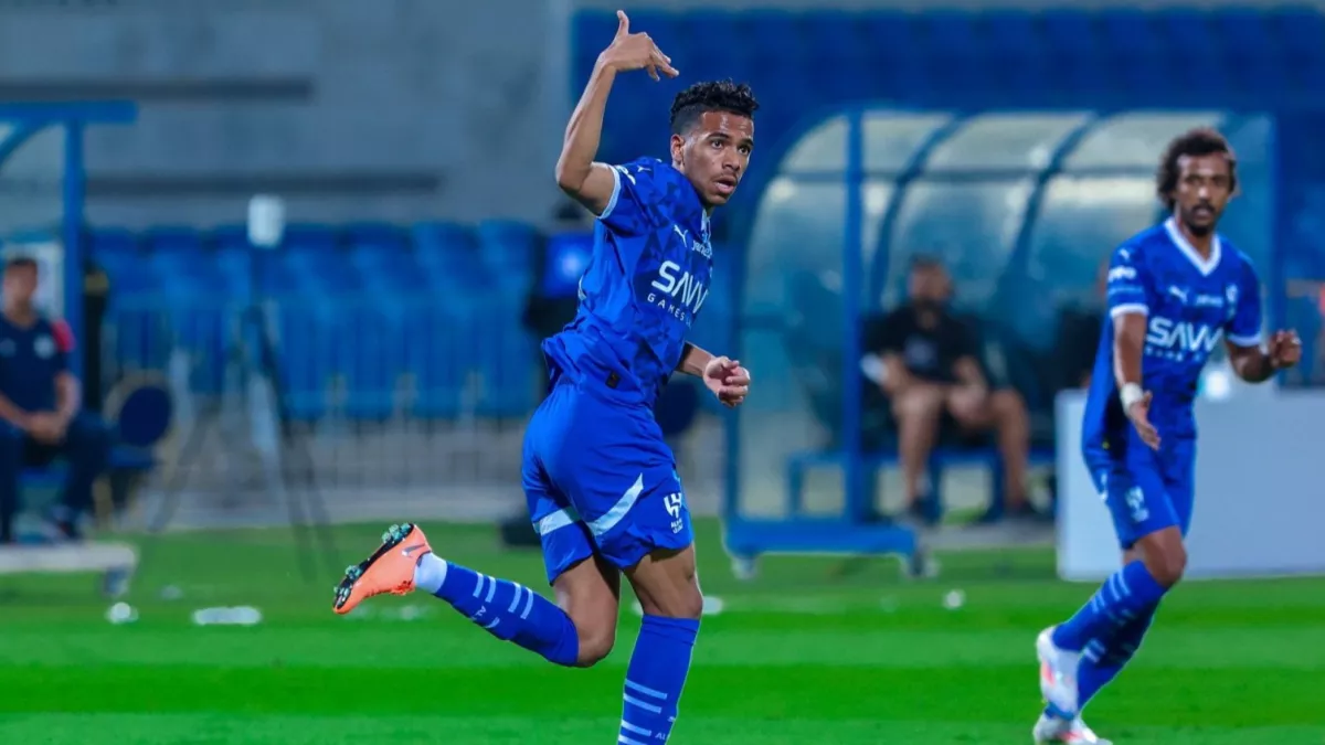 القادسية يحسم صفقة الجوير بعرض مالي ضخم.. تعرف على راتبه في 2025