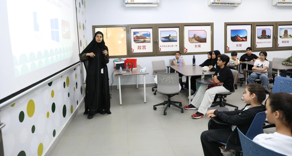 برنامج “صُنّاع الذكاء” ينطلق في جدة لتعزيز المهارات التقنية للأطفال عام 2025