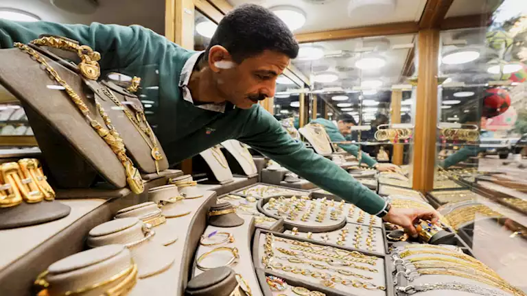 شكلنا هنخطب.. تراجع أسعار الذهب في مصر منتصف تعاملات الأحد 2025