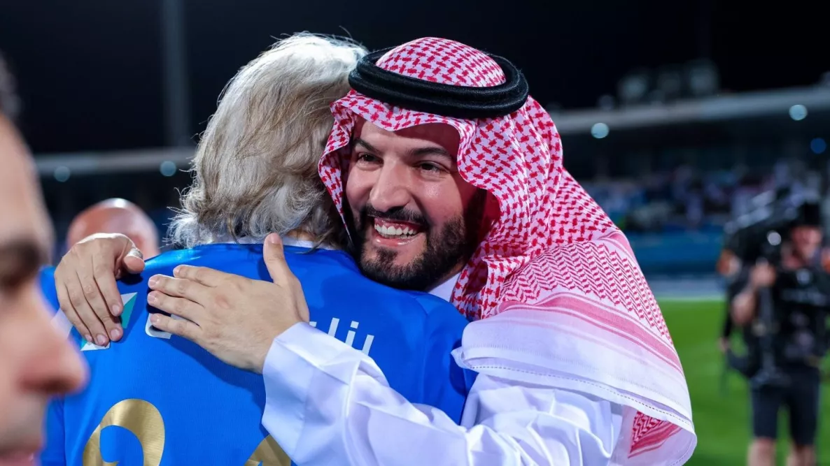 تعرف على الأسماء الأبرز لخلافة بن نافل في الهلال 2025.. ثلاثة مرشحين كبار في الصورة