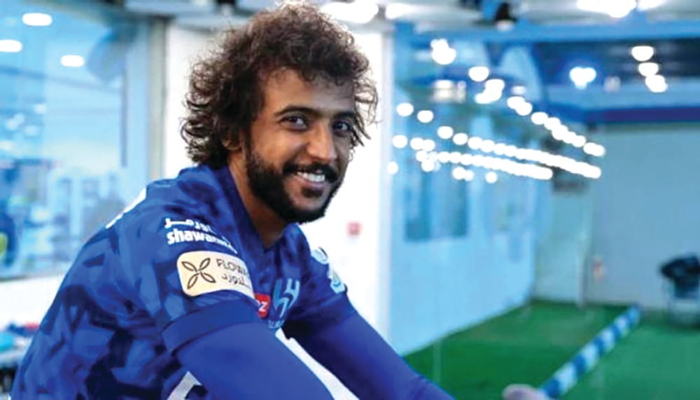 رسالة وداع مؤثرة من ياسر الشهراني لجماهير الهلال بعد انتقاله إلى القادسية.. “كنت أطمح دائمًا لتقديم الأفضل”