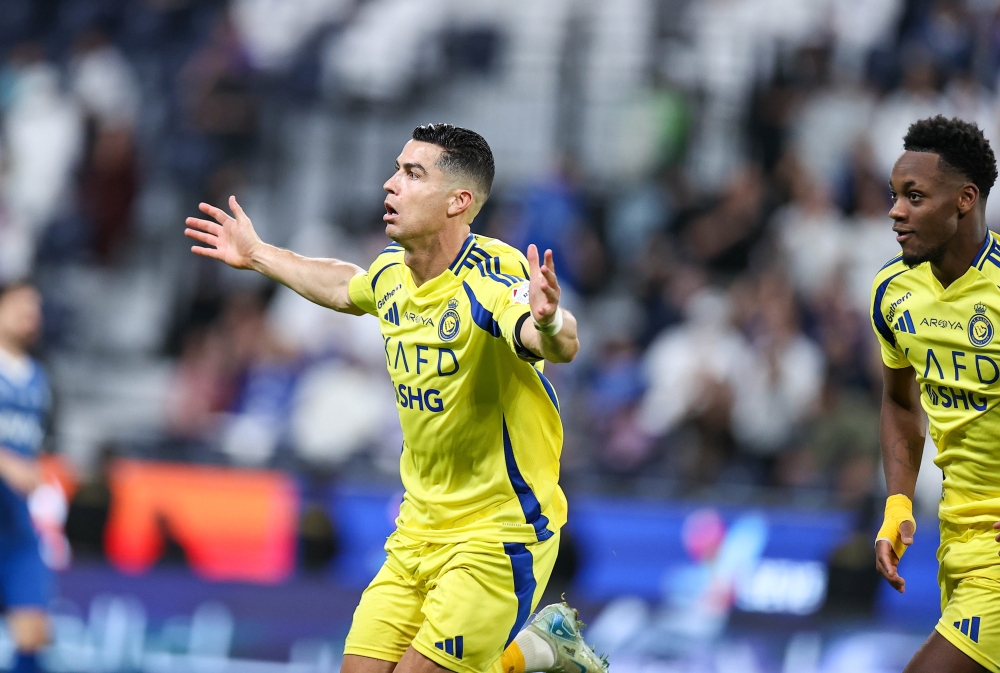 رونالدو يقود مفاوضات ضم نجم مانشستر يونايتد إلى النصر في 2025