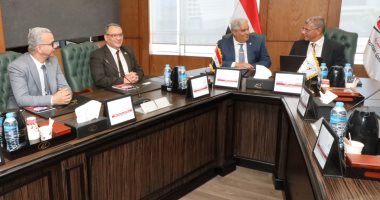 زيارة رئيس جامعة برج العرب لوكالة الفضاء لتوقيع بروتوكول تعاون مشترك في 2025