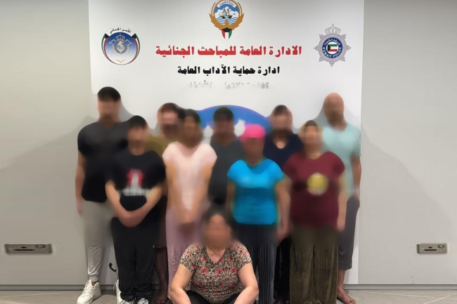 ضبط شبكة إجرامية تدير مصانع خمور في 6 مناطق بالكويت 2025