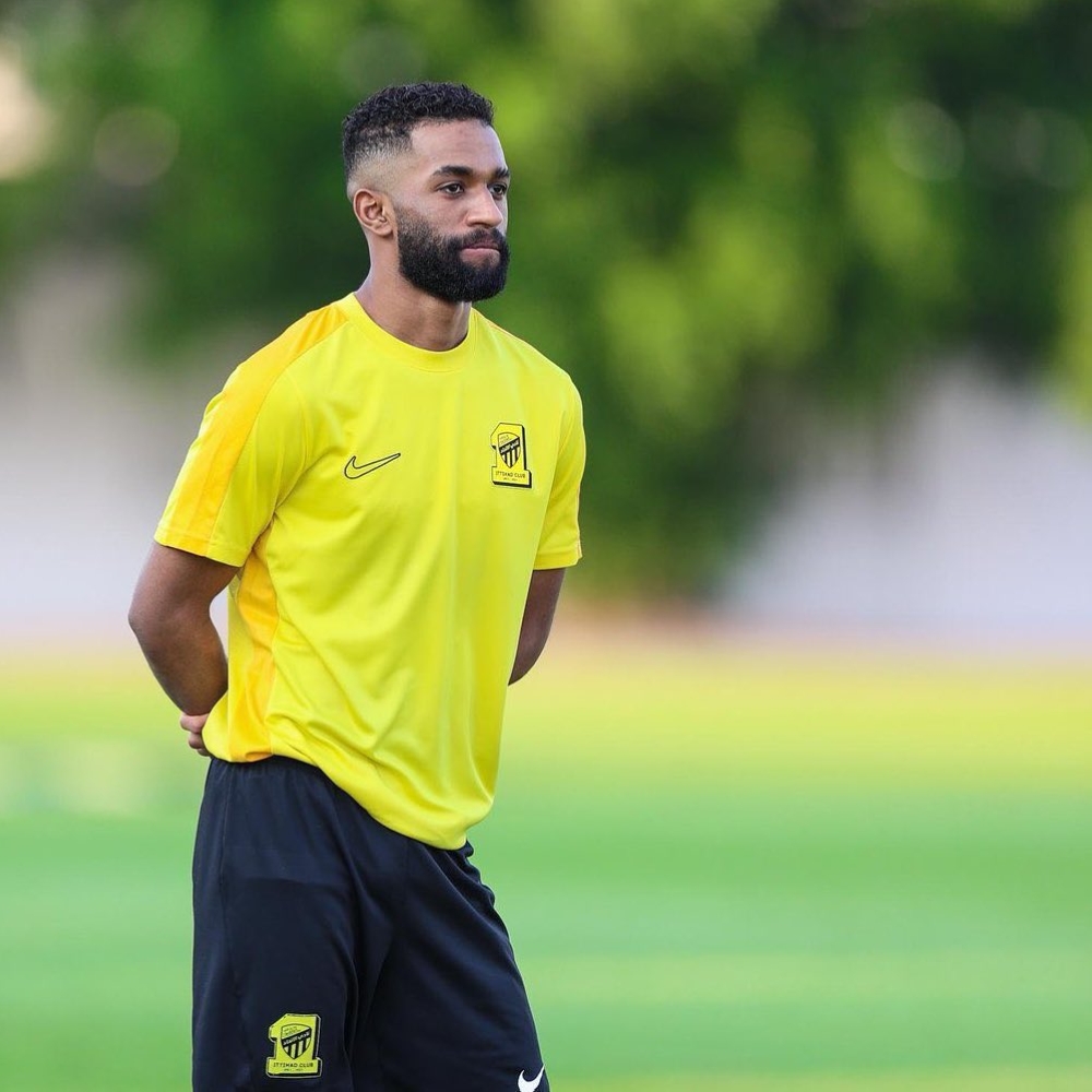 ضمك يسعى للتعاقد مع لاعب الاتحاد عوض الناشري في موسم 2025