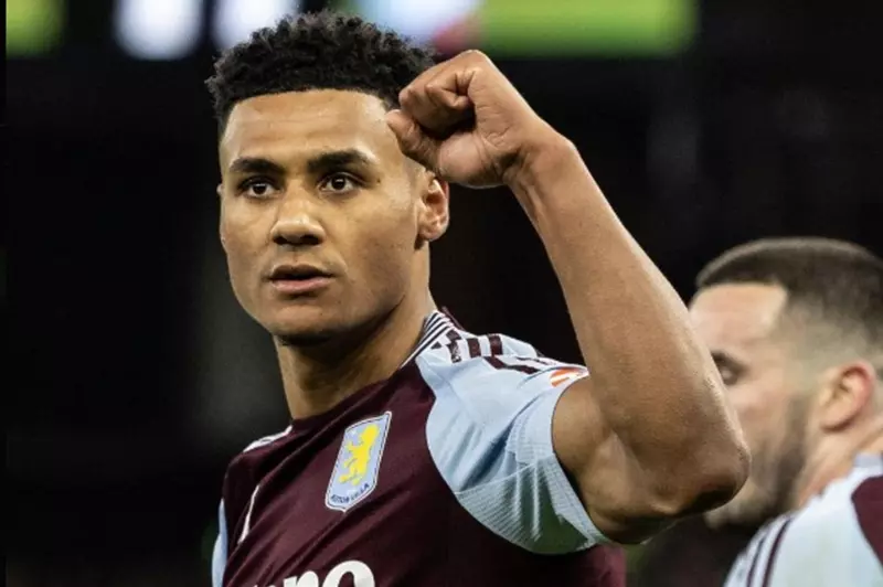 مانشستر يونايتد يضاعف مساعيه لضم واتكينز صيف 2025 لدعم خط الهجوم