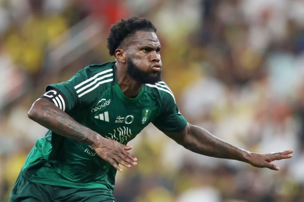 موقف فرانك كيسيه من مغادرة الأهلي يتضح في 2025