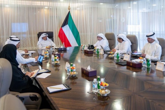 رئيس الوزراء يؤكد أهمية الإسراع في استثمار الإطارات المستعملة خلال 2025