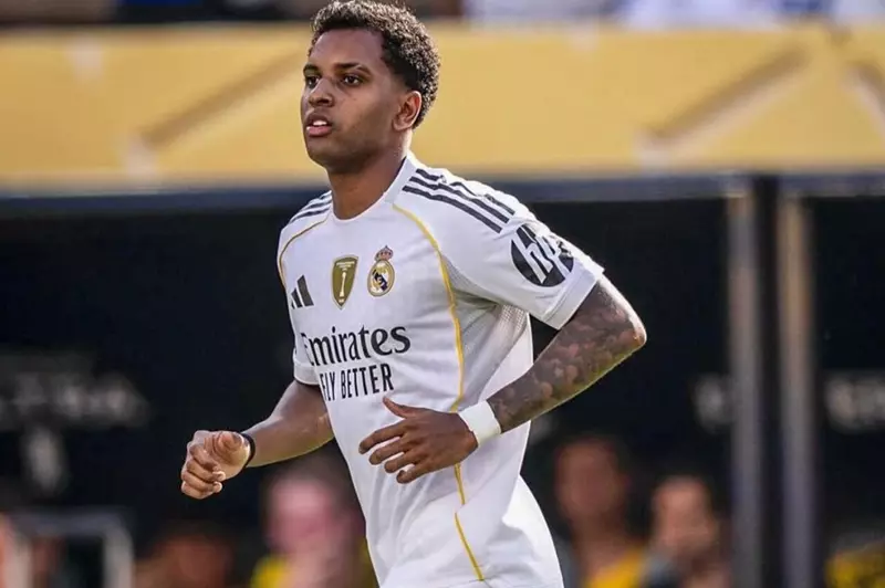 تحرك أولي من مانشستر سيتي للتعاقد مع رودريجو في 2025