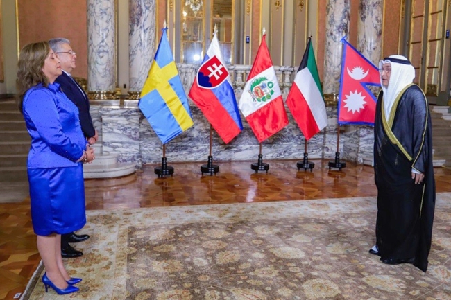 آفاق تعاون واعدة بين المنصور وبيرو في عام 2025