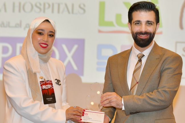 آفاق جديدة تنتظر طلاب الطب في بريطانيا مع المجموعة الطبية في 2025