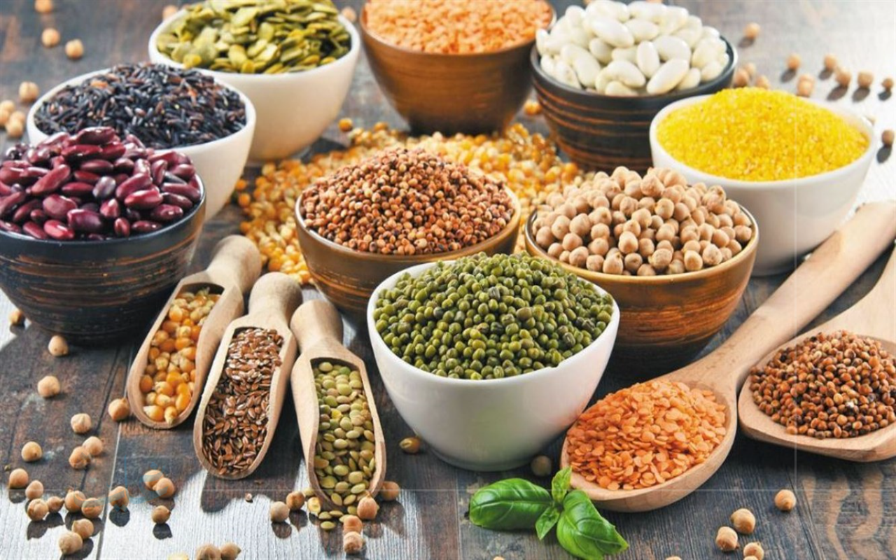 أرخصهم الفول.. أسعار البقوليات بالشرقية اليوم الإثنين 4 أغسطس 2025 العدس يسجل 80 جنيه