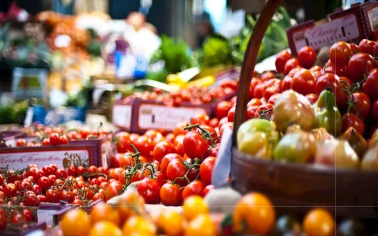 قفزة في الليمون وتغييرات في أسعار الخضار والفاكهة بسوق العبور 27-8-2025