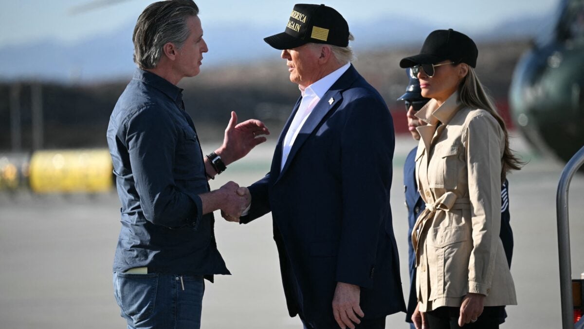 أغرب فصول تفاعل غافن Newsom وTroump تظهر مع موجة ميميكوين في 2025