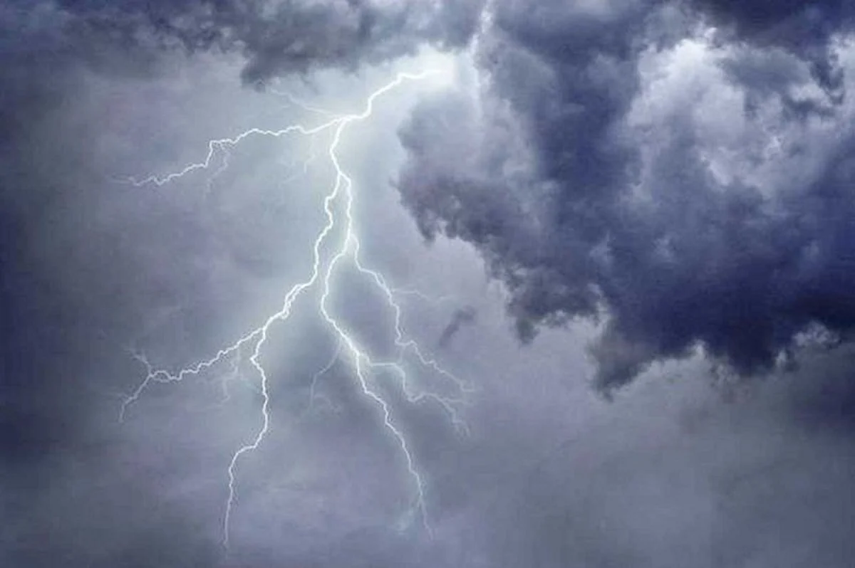 أمطار رعدية غزيرة متوقعة على هذه المناطق خلال عام 2025