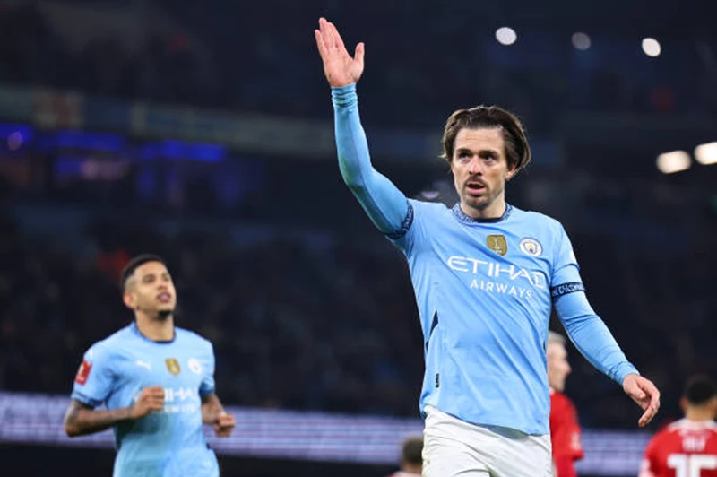 أنباء جديدة.. إيفرتون على وشك ضم جاك جريليش في 2025