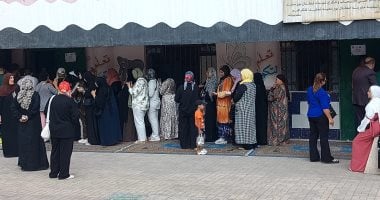 إقبال لافت للسيدات بالزاوية الحمراء في مستهل انتخابات الشيوخ 2025