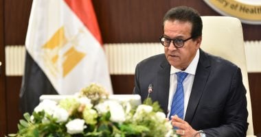 اجتماع وزير الصحة ورئيس هيئة الشراء الموحد.. مناقشة خطط توطين صناعة مشتقات البلازما في 2025