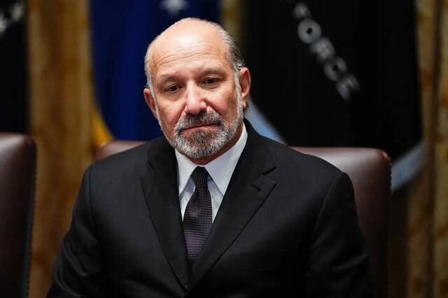 ارتفاع ملحوظ في أسهم شركات الدفاع بعد تصريحات وزير التجارة الأمريكي 2025